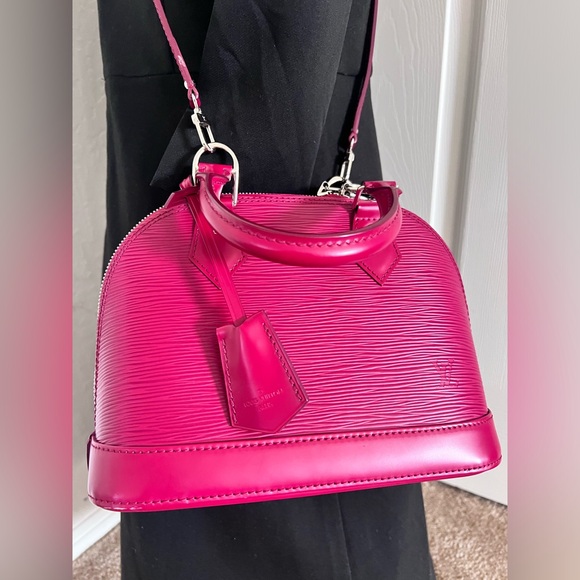 Louis Vuitton Alma BB Fuchsia Cowhide Epi Leather Handbag - Picture 3 of 7